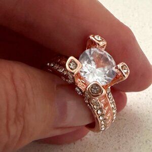 Sparkly Rhinestone Copper Tone Ring